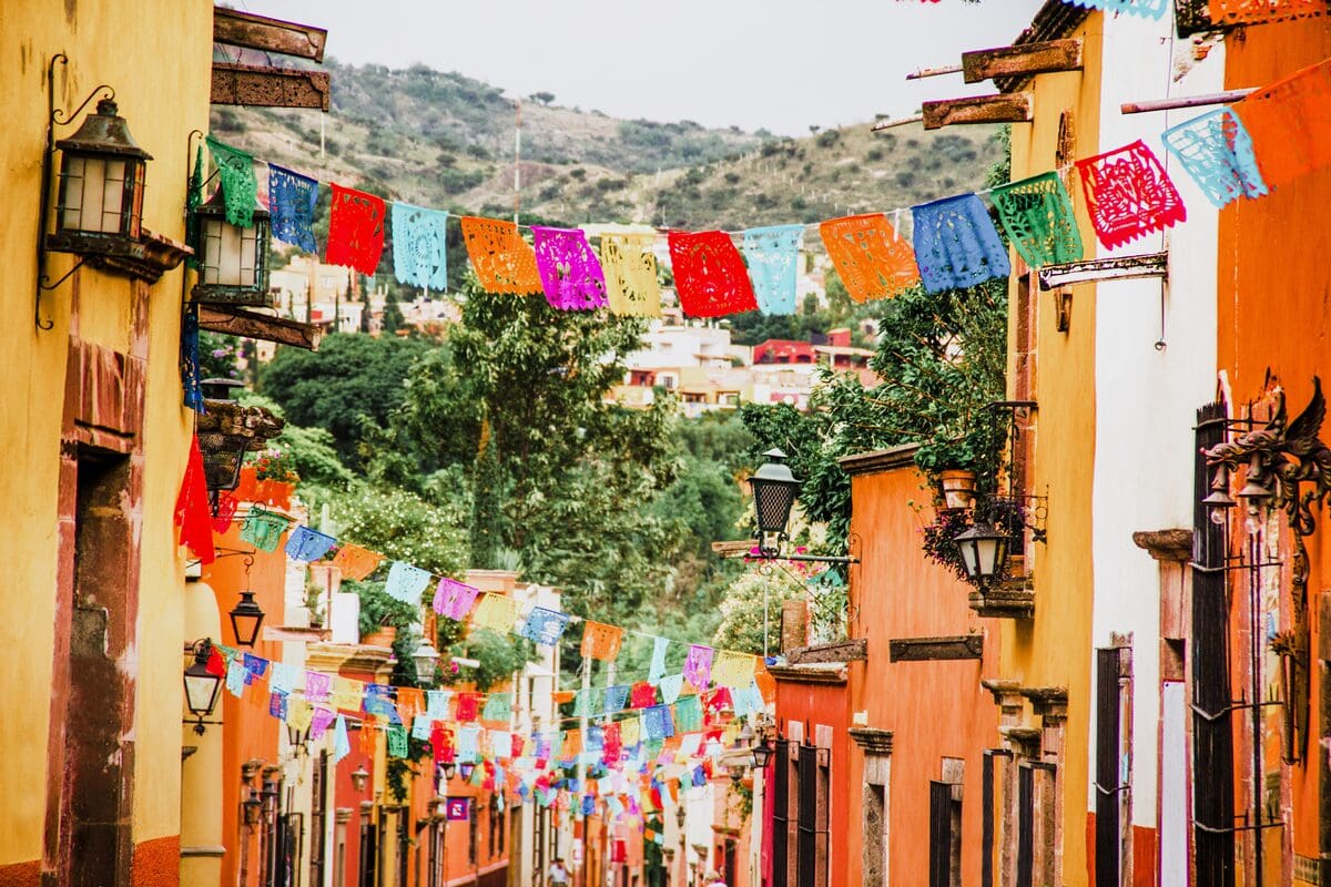 Mexico Travel Insurance: What You Need to Know About Your Auto Coverage When You Cross the Border 